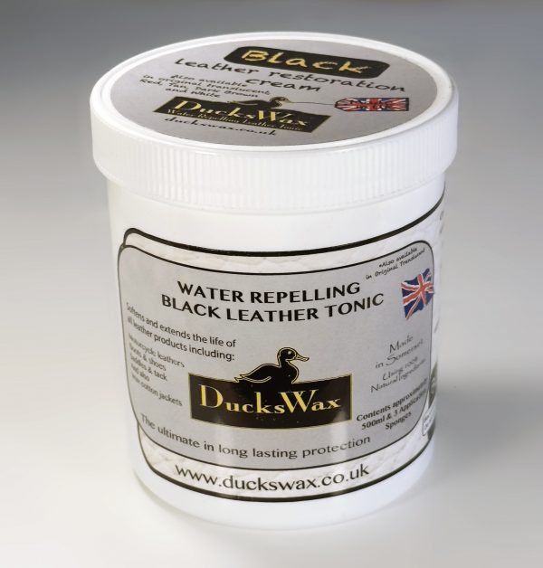 DucksWax Black - 500ml with Sponge